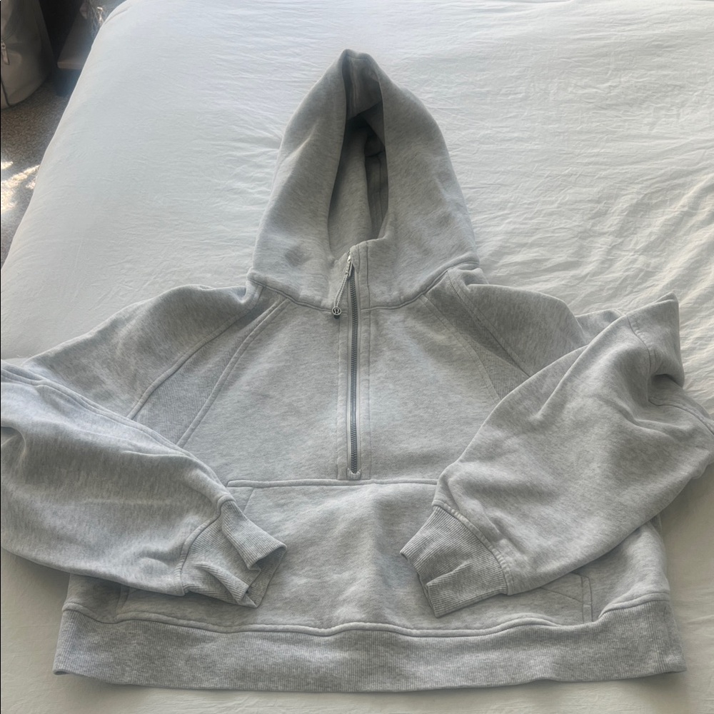 Lululemon Cropped Scuba Gray Half-Zip Hoodie; Size women’s M/L